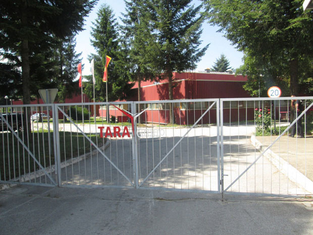 У Тари раде са шверцованим експлозивом?